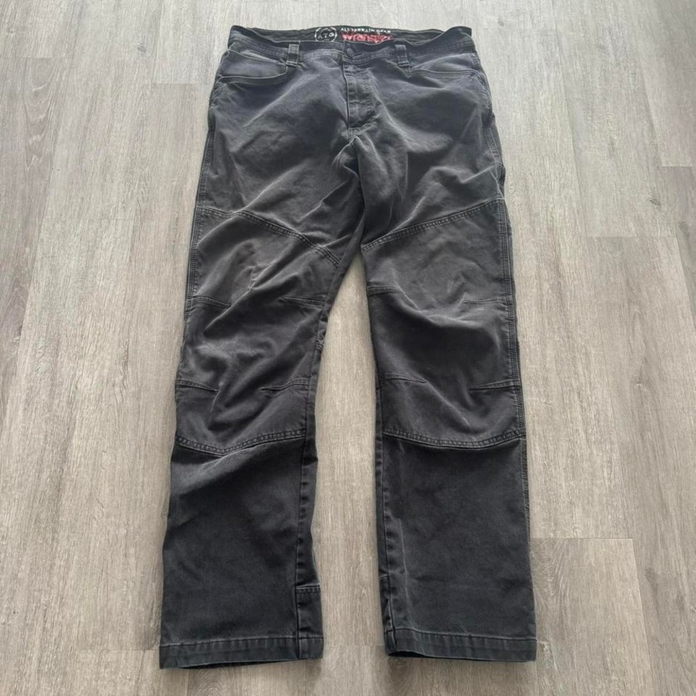 Wrangler Men's Black ATG All Terrain Gear Flex Waist Double Knee Pants 36x32